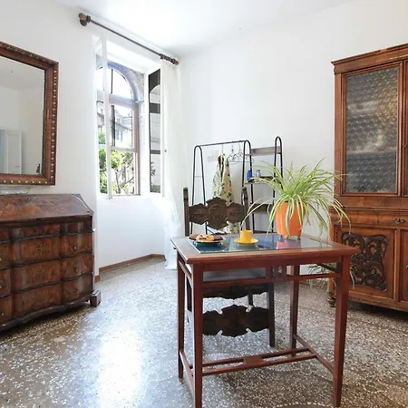 アパート Casa Zaira