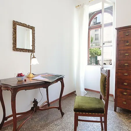 Casa Zaira アパート